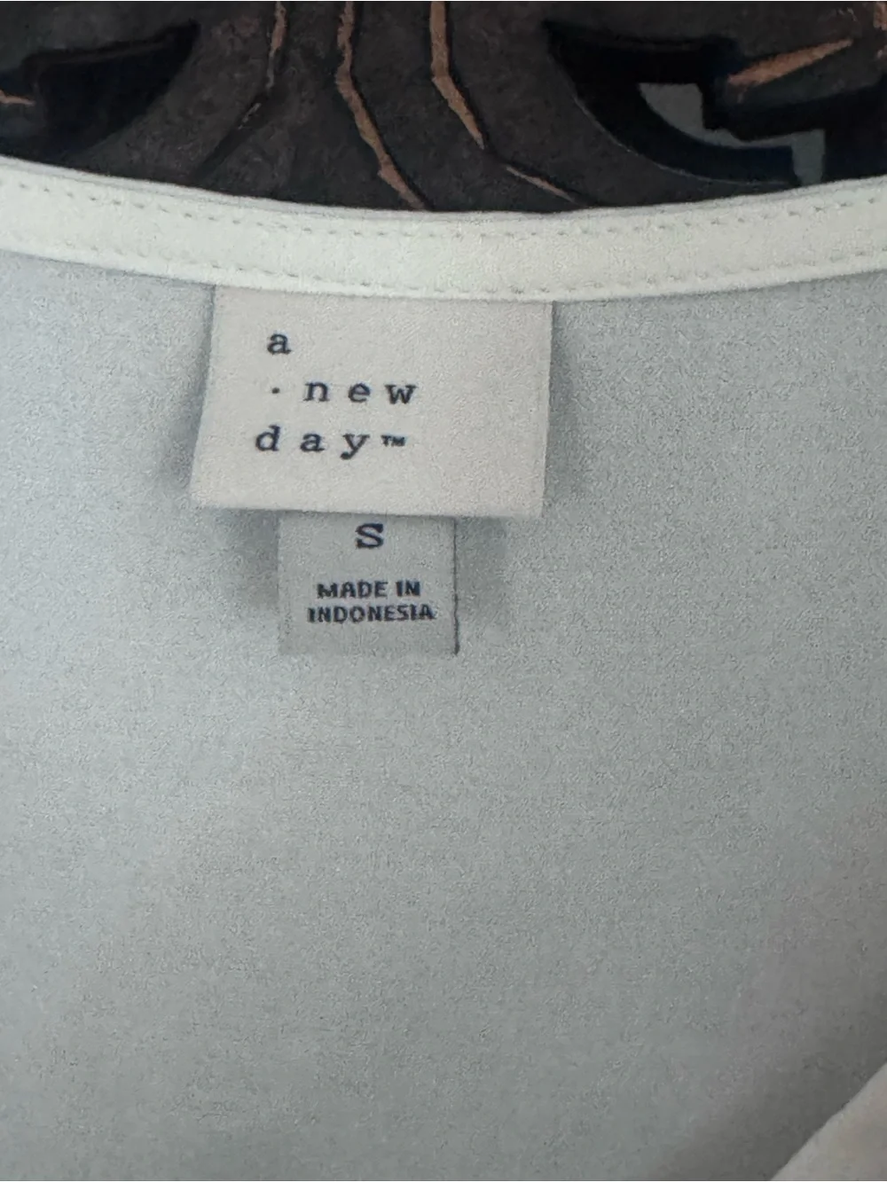a new day White V-Neck Spaghetti Strap Camisole